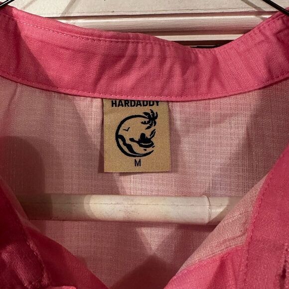 NWT Hardaddy Pink Ombré Short Sleeved Button Down Shirt - Picture 4 of 8